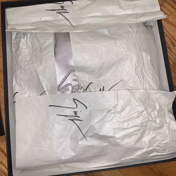 Gold ‘Cruel Summer’ giuseppe zanotti heels - Picture 5 of 5